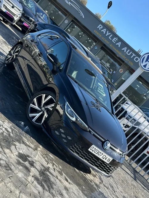 Volkswagen Golf 8 2024 R-Line