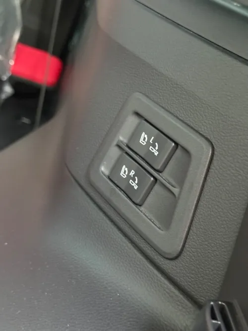 Toyota Land Cruiser  2026 VX-R