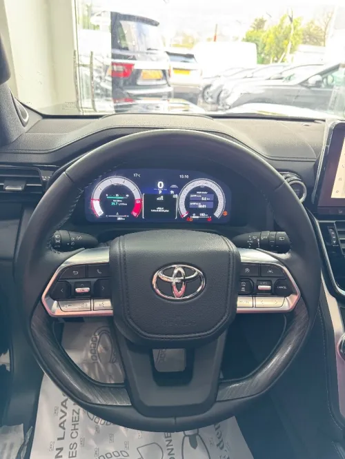 Toyota Land Cruiser  2026 VX-R