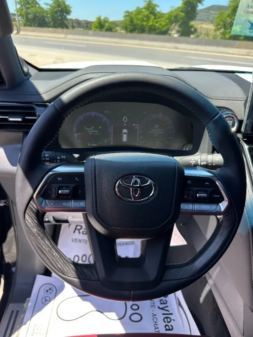 Toyota Land Cruiser  2026 VX-R