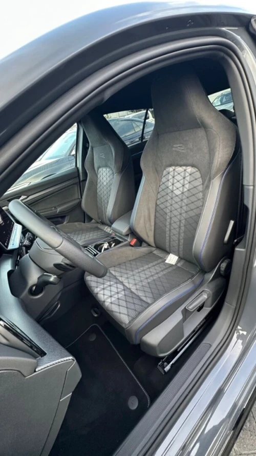 Volkswagen Golf 8 2026 R-Line