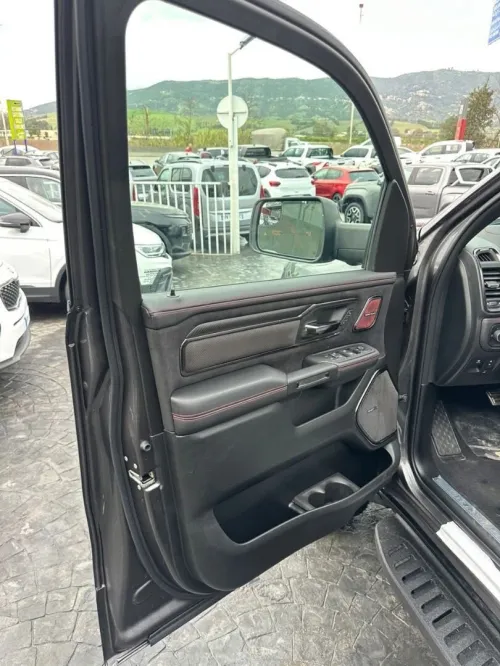 Dodge Ram 2026 RH-O