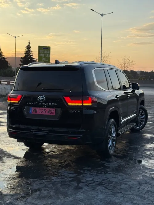 Toyota Land Cruiser  2026 VX-R