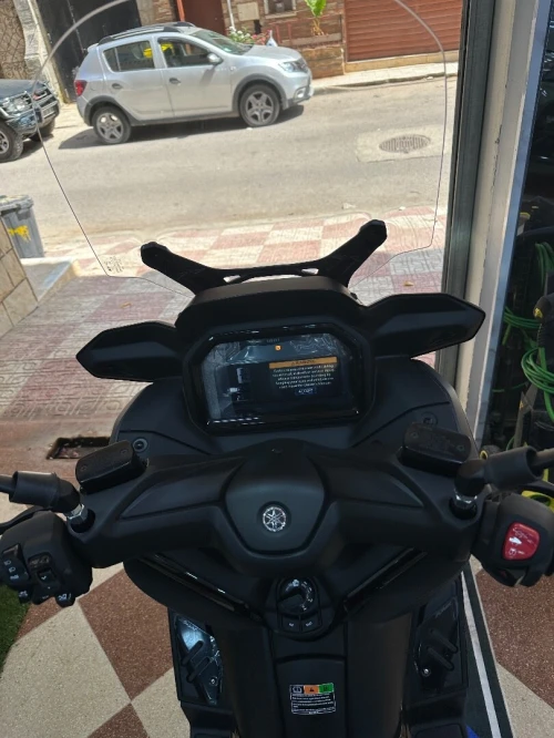 YAMAHA XMAX TECH 2026
