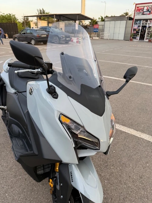 YAMAHA TMAX 563 tech 2026