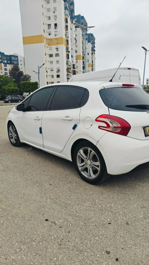 Peugeot 208 2013 208