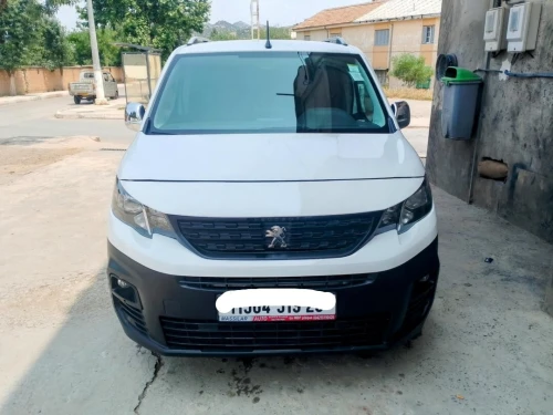 Peugeot Partner 2019 Tepee Allure 