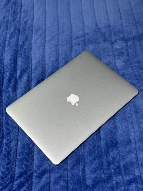 Macbook pro Retina mid-2015 15" i7 16GB\256 SSD