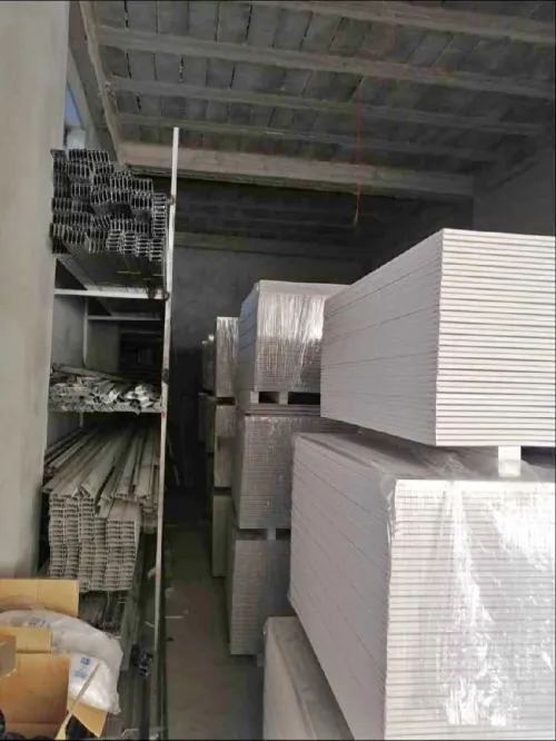 Placoplatre BA13 / BA10 Produits KNAUF & TAOUAB avec Livraison Vente produits placoplâtre et accessoires qualité professionnelle.