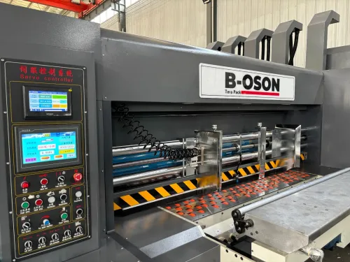 آلة قطع و الطباعة على الكرتون المموج Machine de transformation carton ondulé