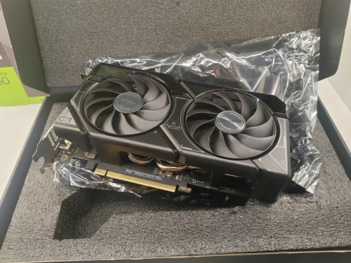 ASUS Dual GeForce RTX 4060 OC Edition 8GB