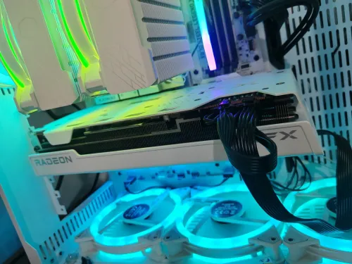 XFX SPEEDSTER SWFT210 RX 7800 XT 16GB