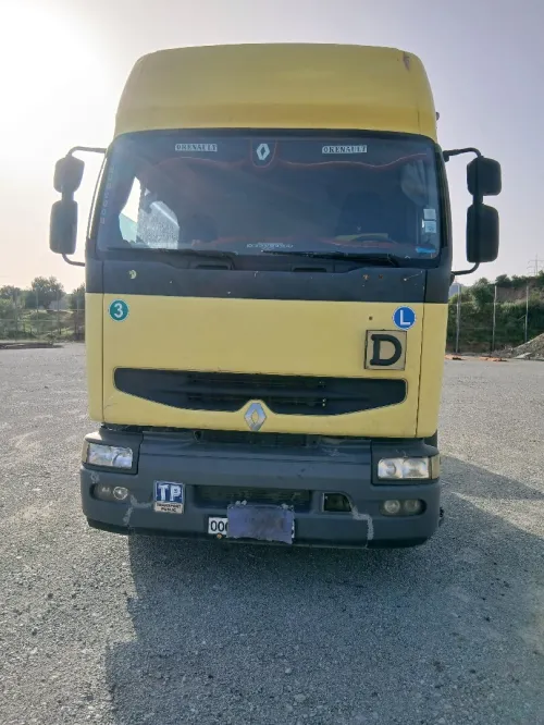 Renault Premium 2005