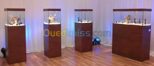 Mobilier pour centre commerciaux 