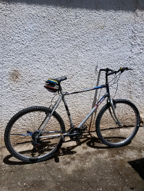 Vélo 26 pouce (دراجة هوائية)