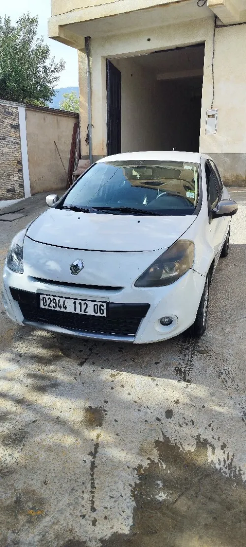 Renault Clio 3 2012 Night and Day
