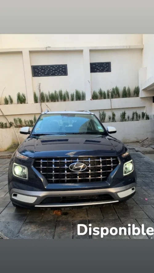 Hyundai Venue  2023 Full options