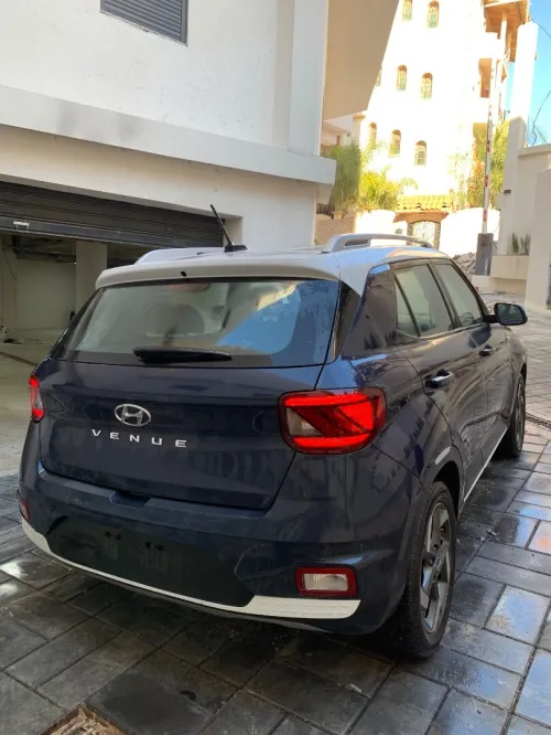 Hyundai Venue  2023 Full options