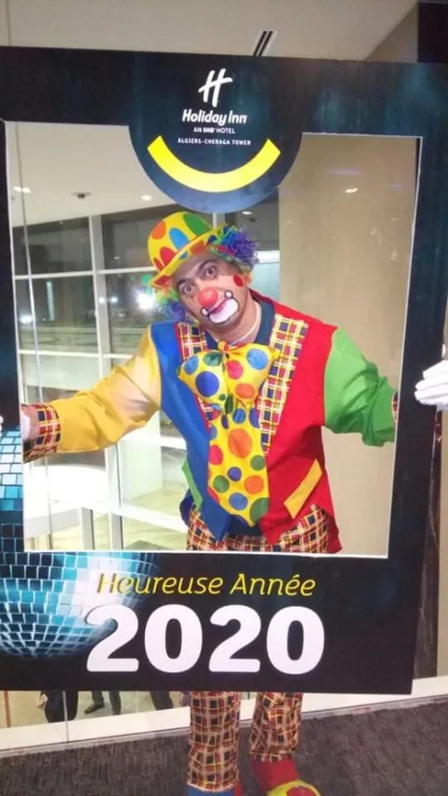 Clown Magicien Marionnettes 