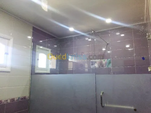 DECORATION ET REVETEMENT 