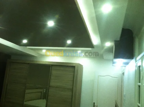 DECORATION ET REVETEMENT 