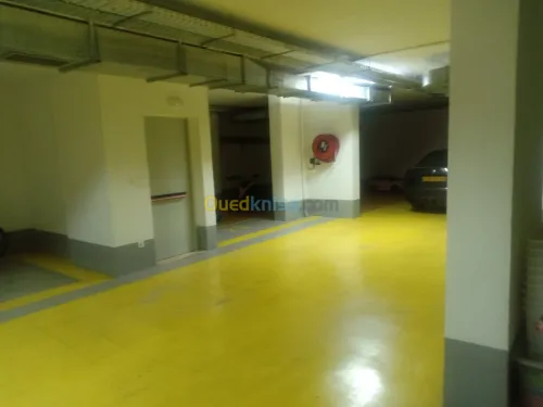 Vente Immeuble Alger Bouzareah