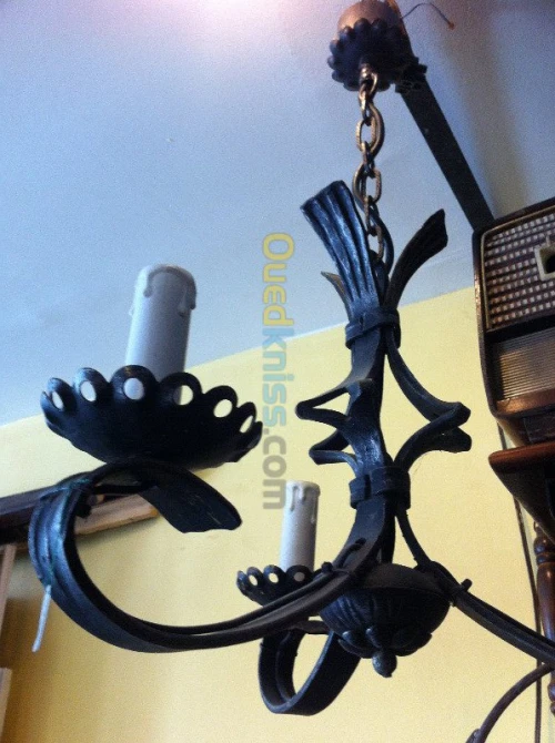 Lustre ancien en fer forgé 