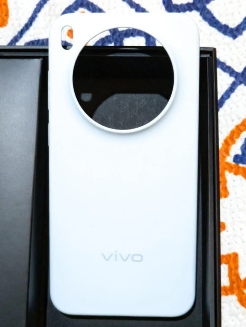 VIVO X300 12GB / 256GB
