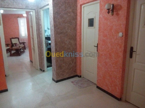 Location Appartement F3 Bejaia Souk el thenine