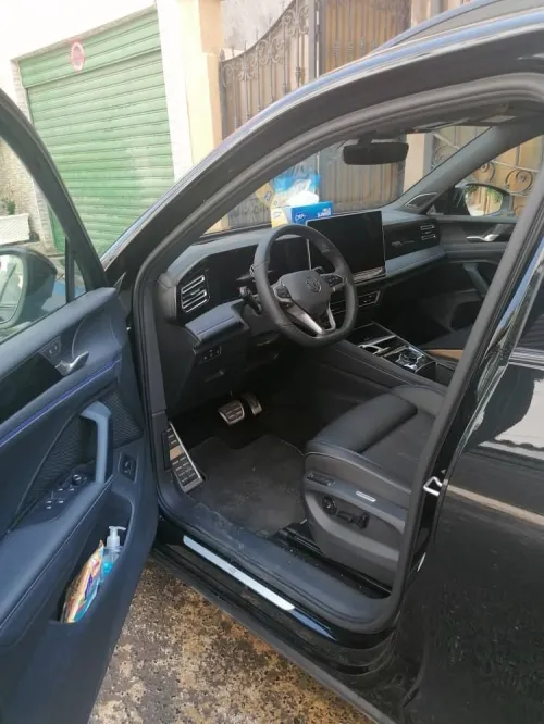 Volkswagen New Tiguan 2025 R