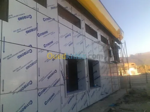  Façade en alucoband et Mur Rideaux