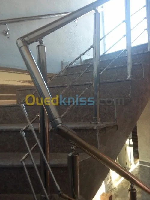  Façade en alucoband et Mur Rideaux