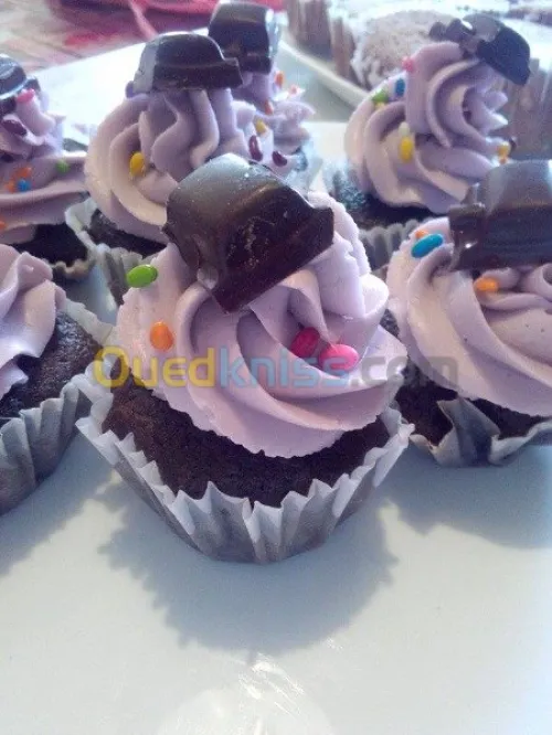 Traiteur (cuisine, pâtisserie, gâteux)