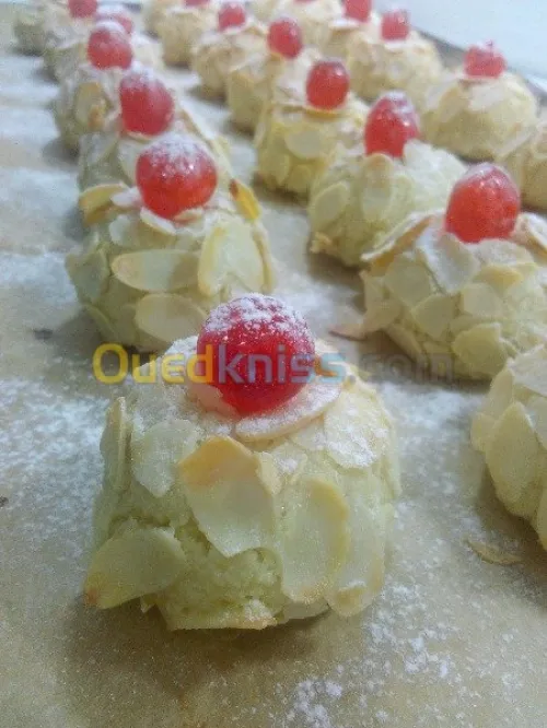 Traiteur (cuisine, pâtisserie, gâteux)