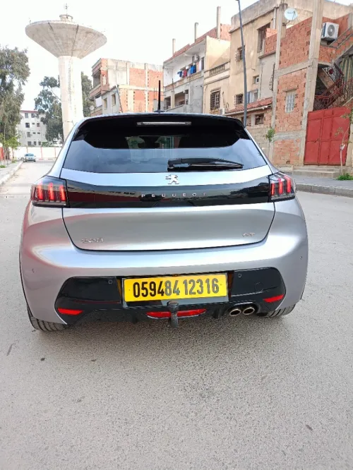 Peugeot 208 2023 GT
