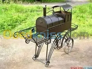 Décoration en fer forgé et en bois