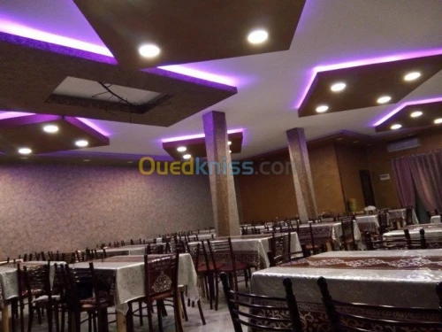 RESTAURANT ET SALLE DE DÎNER