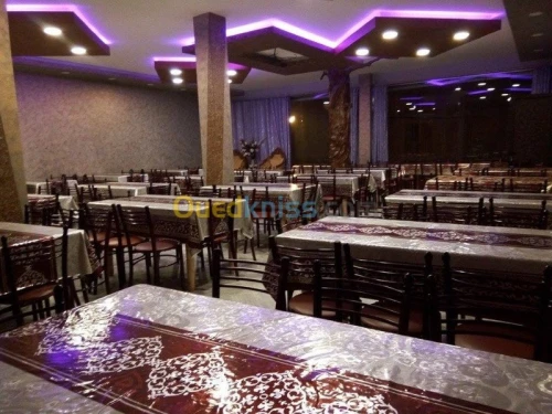 RESTAURANT ET SALLE DE DÎNER