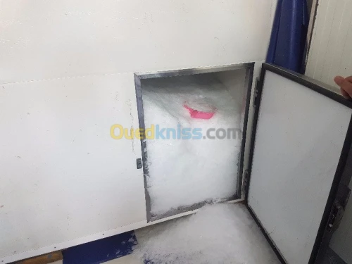 fabrique de glace , pondeuse à glaçon 