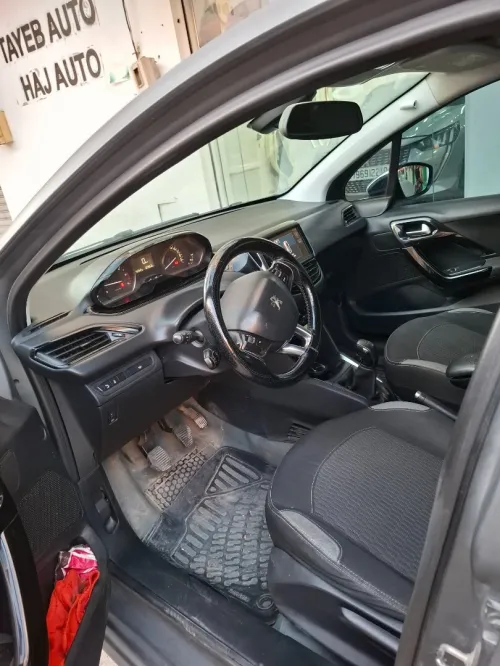 Peugeot 208 2018 Allure Facelift