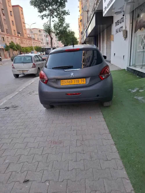 Peugeot 208 2018 Allure Facelift