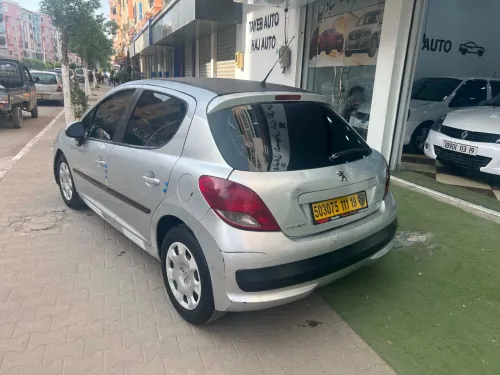 Peugeot 207 2011 207
