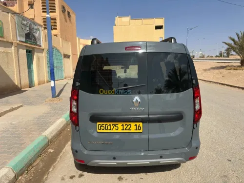 Renault New express 2022 Authentic