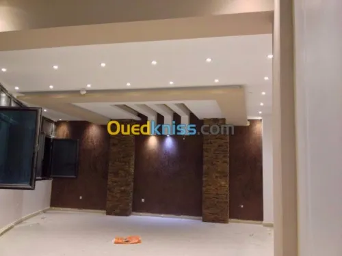 Aménagement  INT/EXT et revetment sol 