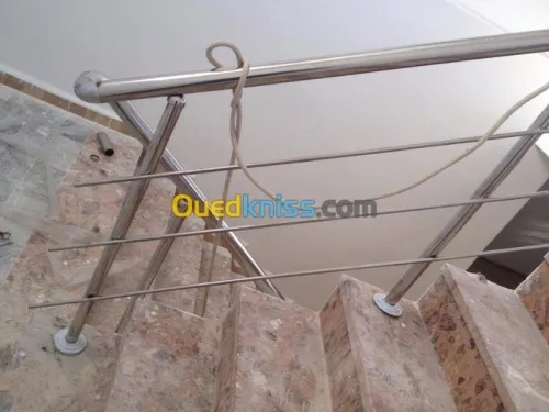 Aménagement  INT/EXT et revetment sol 