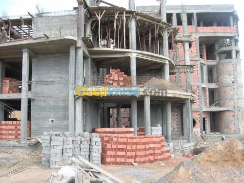 Aménagement  INT/EXT et revetment sol 