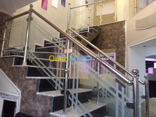 Aménagement  INT/EXT et revetment sol 