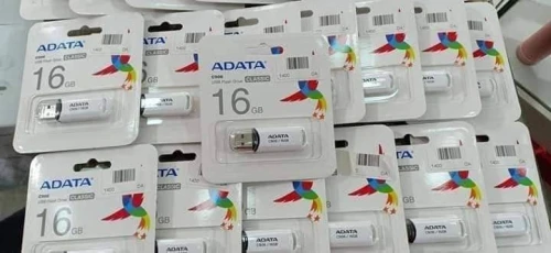 Vente les Flash-disque en gros 4GB 8GB 16GB / 32GB / 64G 128GB  USB 2.0 3.0USB