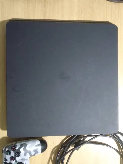 PS4 Slim
