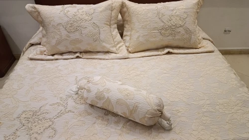 Couvre lit brocard pour mariée